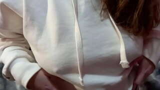 Polusestra dobiva orgazam, трахая mene