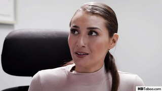 Ť�屁股助理具有性别与她结婚的老板