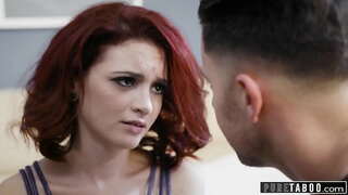 Escort Inzistira Na Отсосе Člana U Javnom Wc