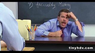 Ja volim ni maloljetničke pussy Nicole Nicholasa 6 91