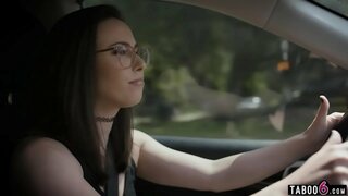 Casey Calvert-a dus să-și ia lucrurile de la fostul ei